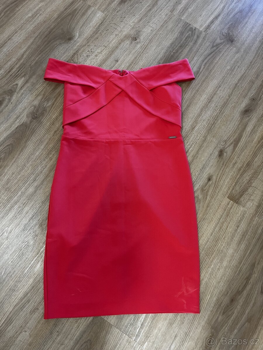 malinove saty znacky Guess vel. L