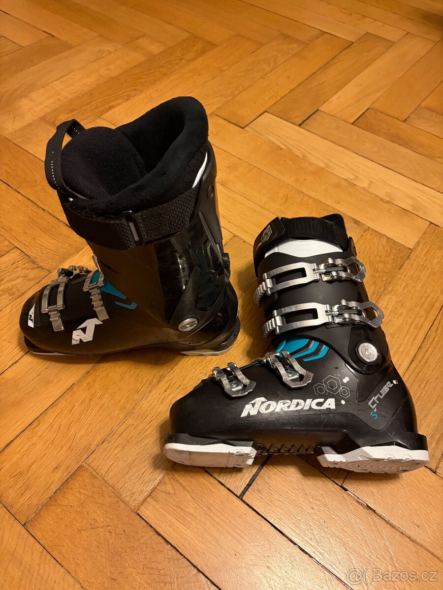 Lyžařské boty Nordica Cruise S W (lyžáky, přezkáče)