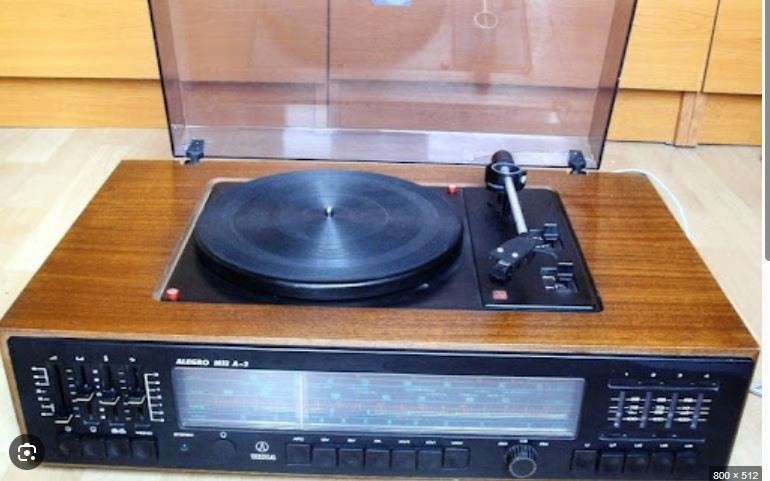 Koupím gramorádio Alegro 1032 A-3