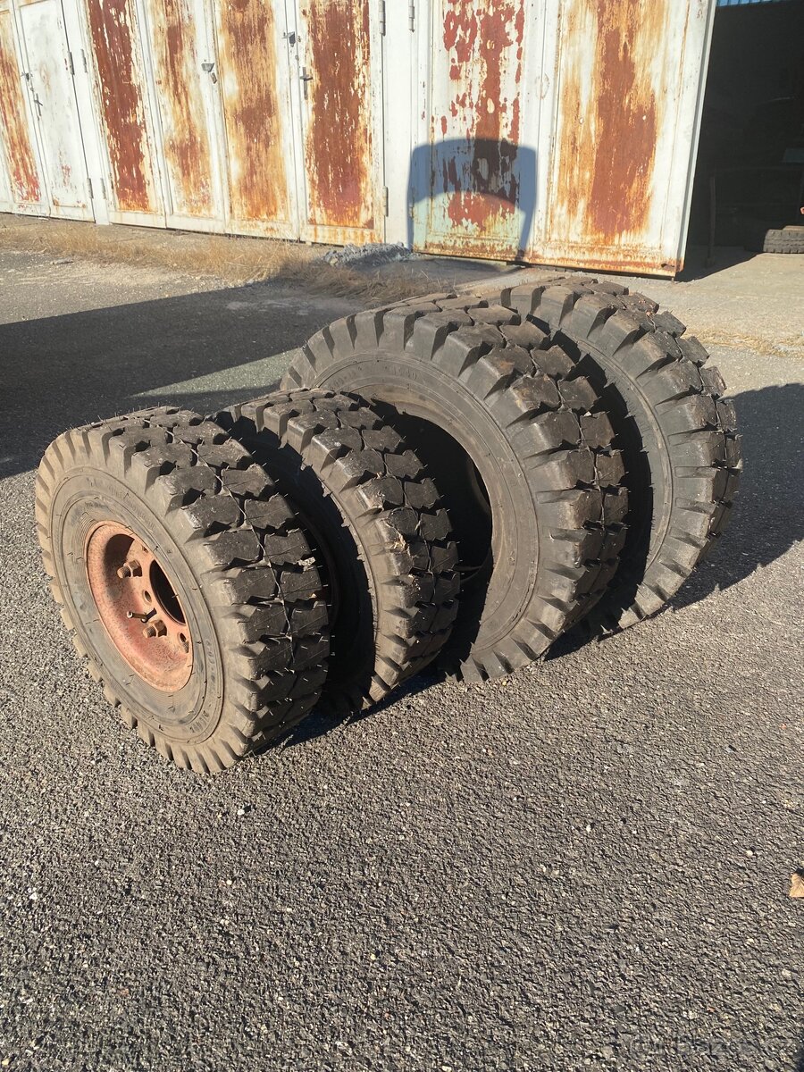 Vysokozdvižný vozík