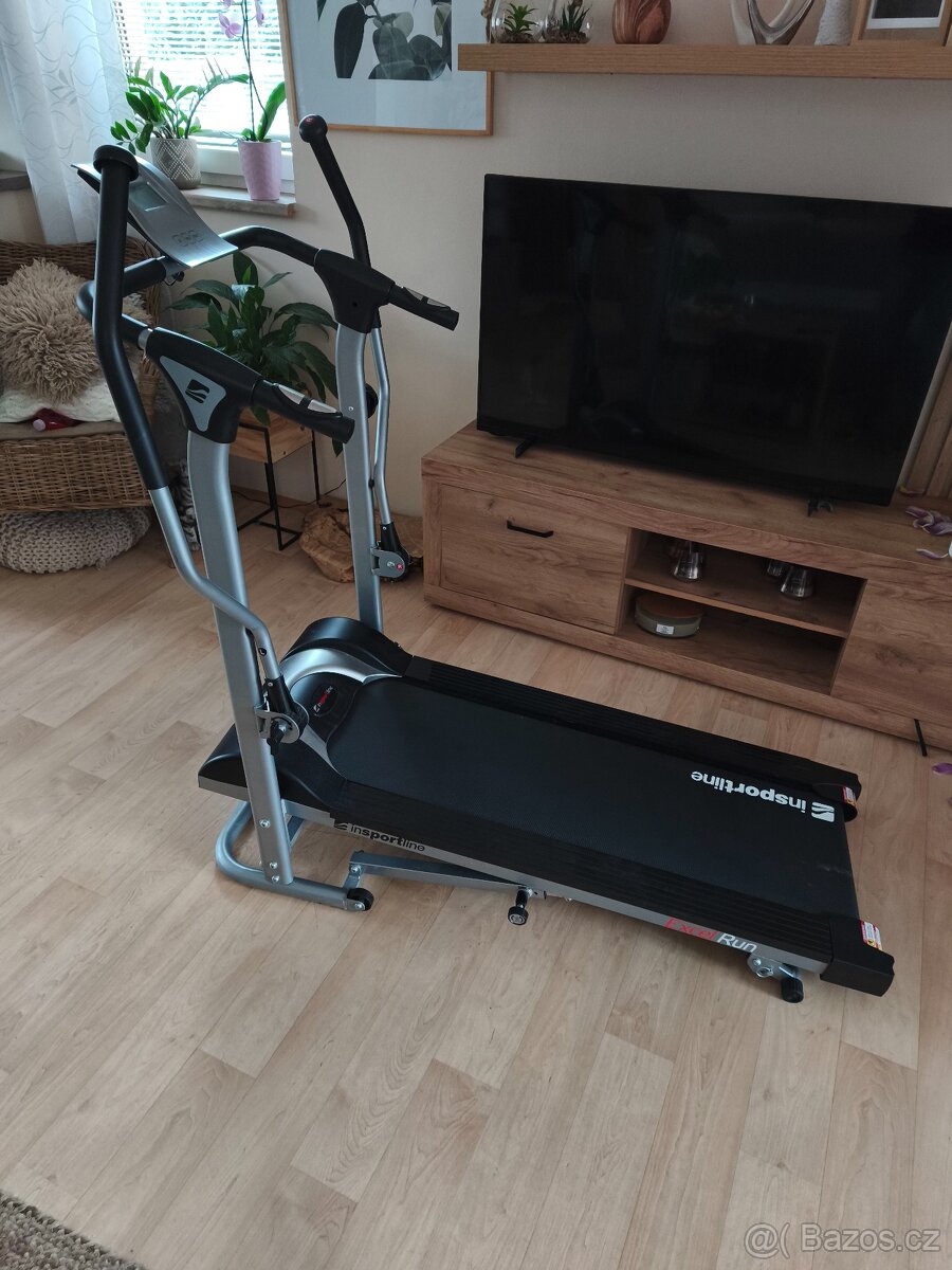 Běžecký/chodicí pás