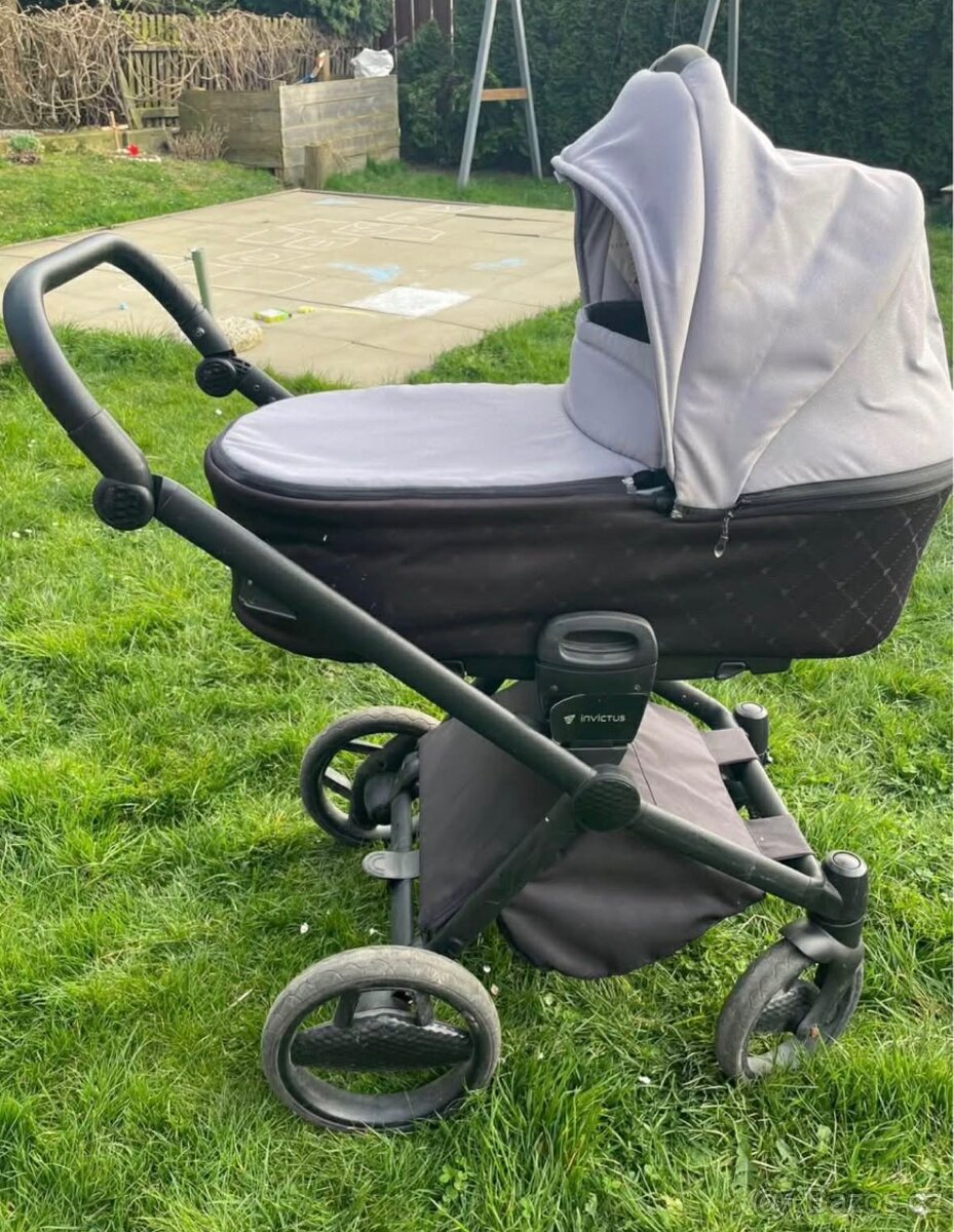Kombinovaný kočárek 2v1 Invictus