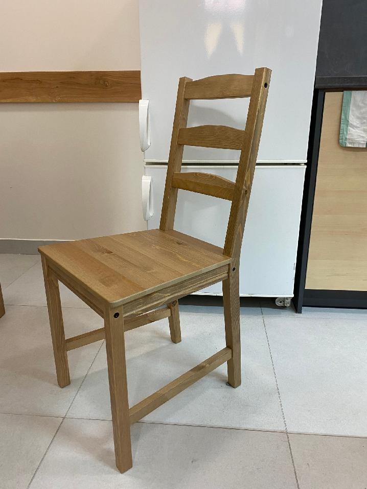 Nové nepoužité židle