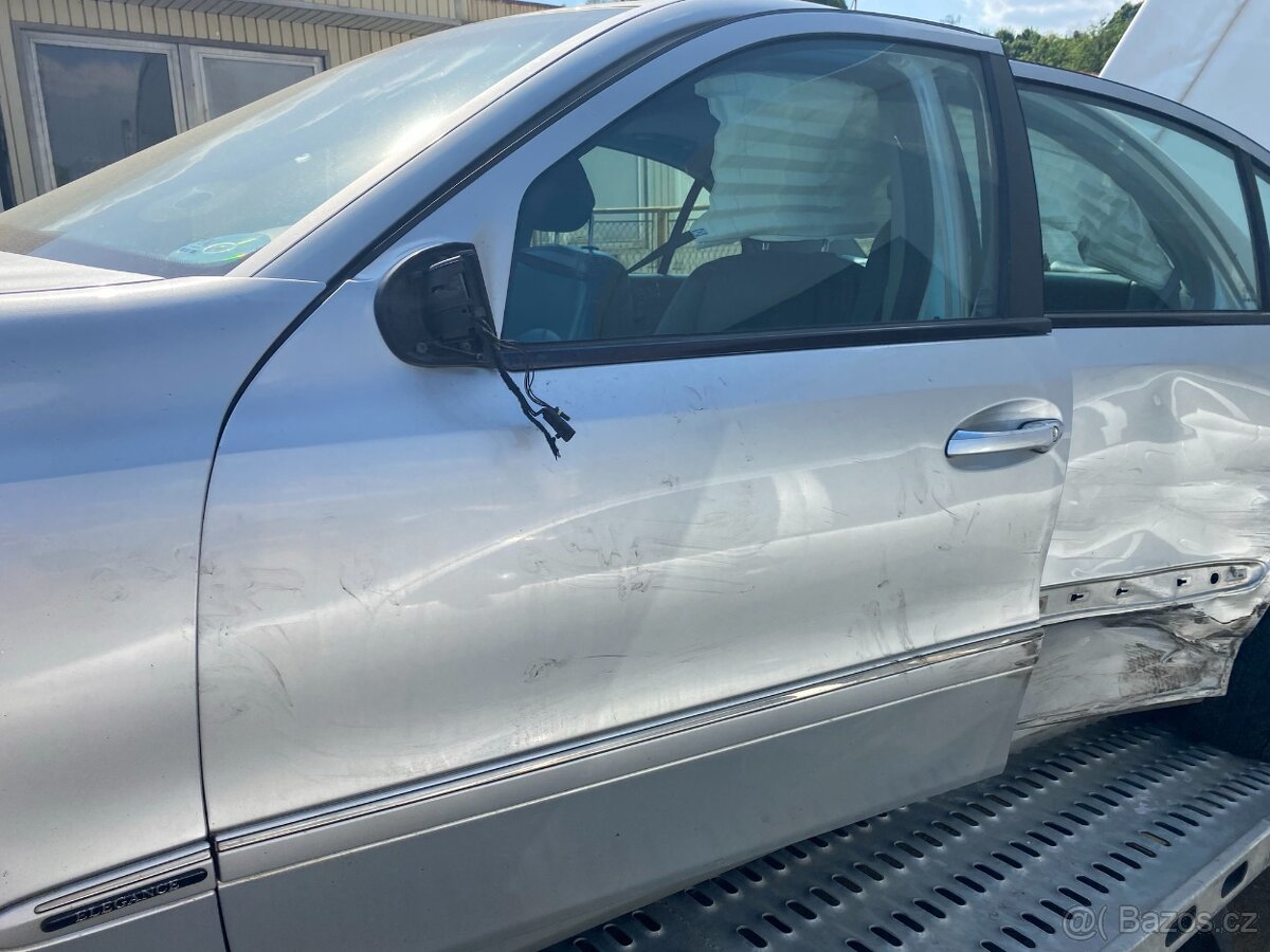 Mercedes w211 dveře řidiče