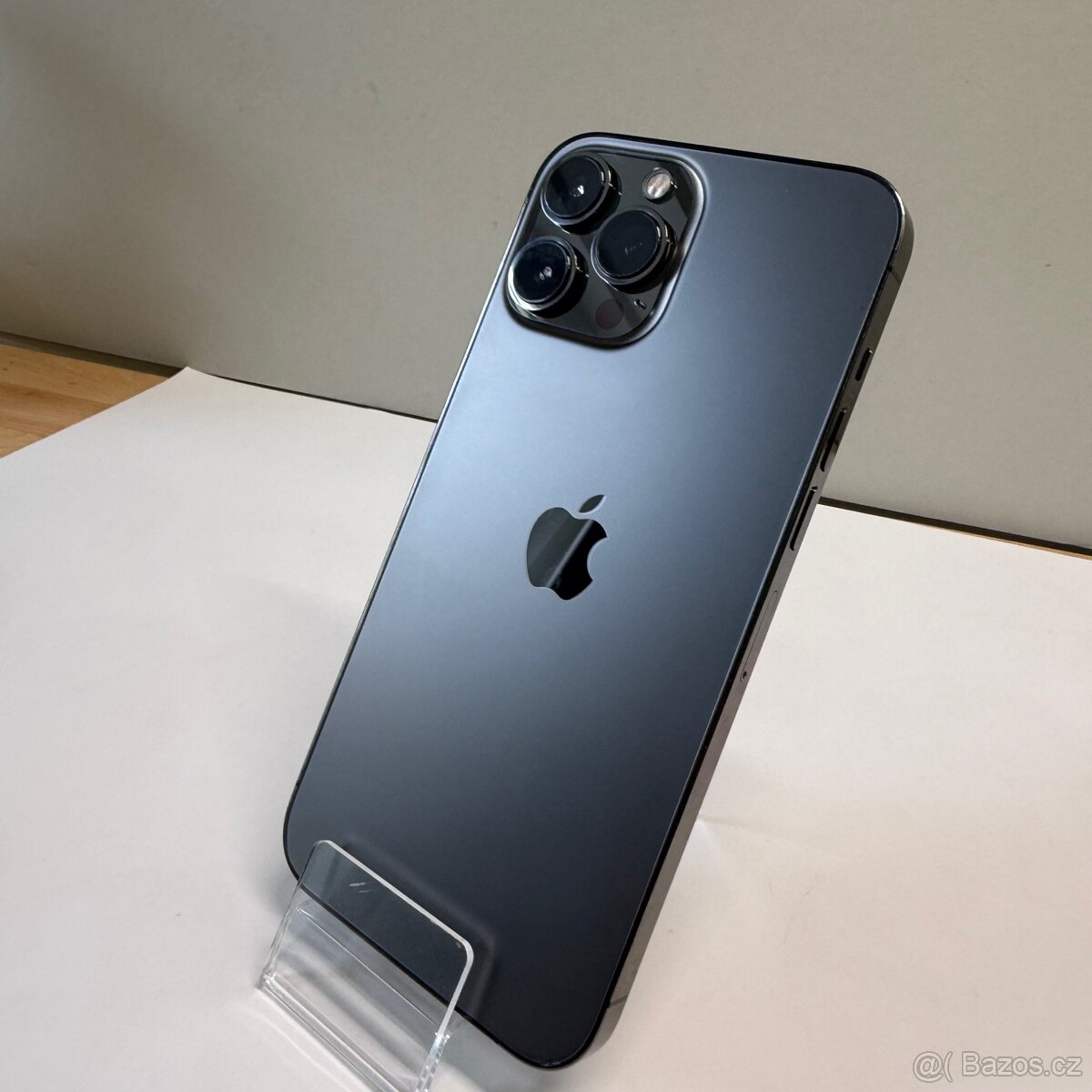 iPhone 13 Pro Max 128GB, šedý (12 měsíců záruka)