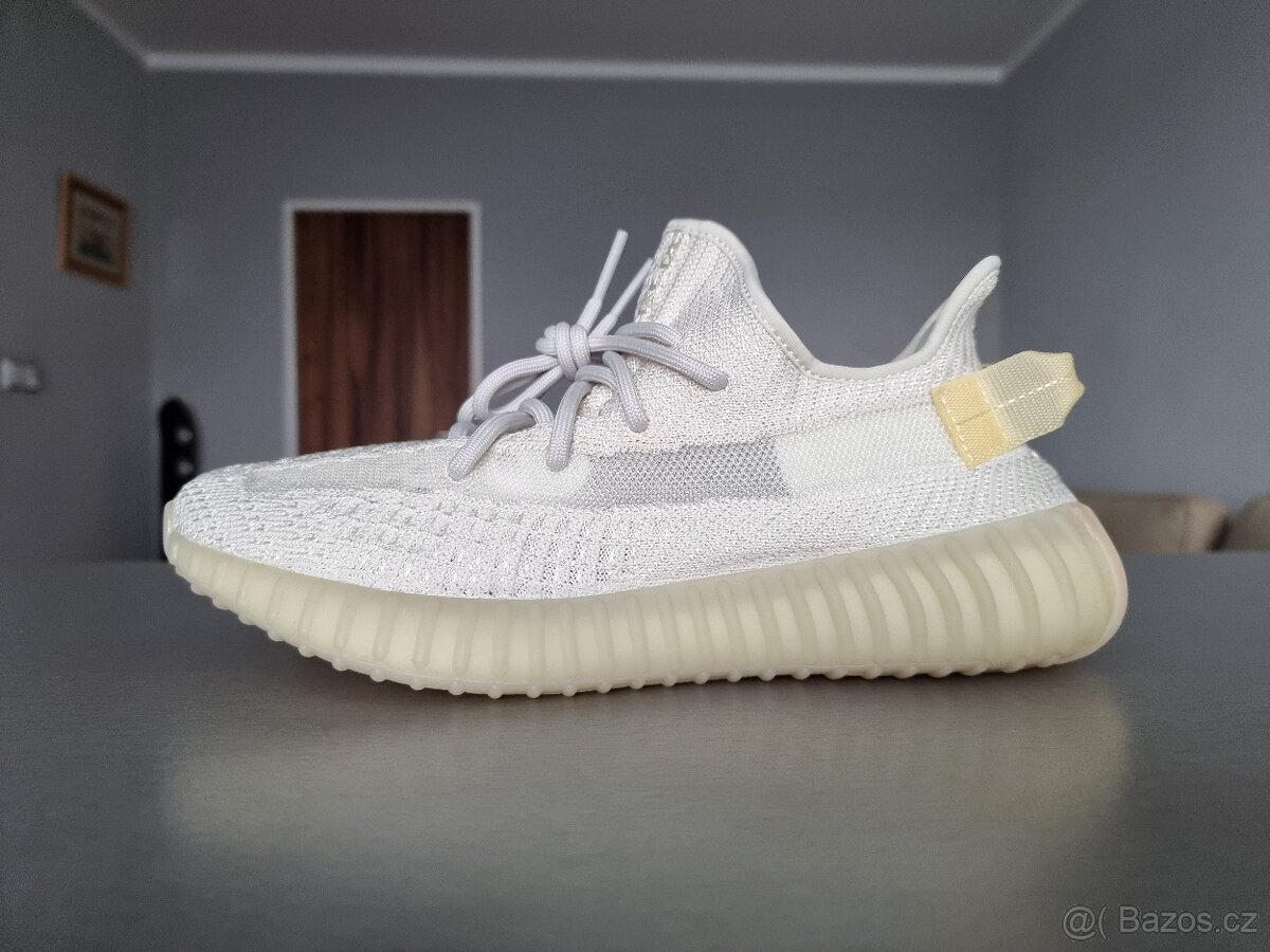 Adidas Yeezy Boost 350 v2 Light