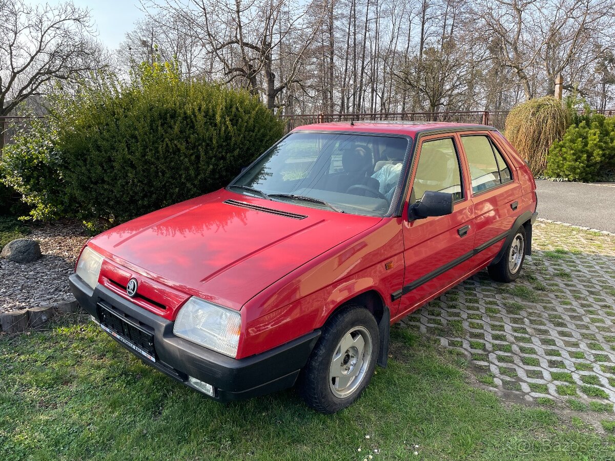 Škoda Favorit 136