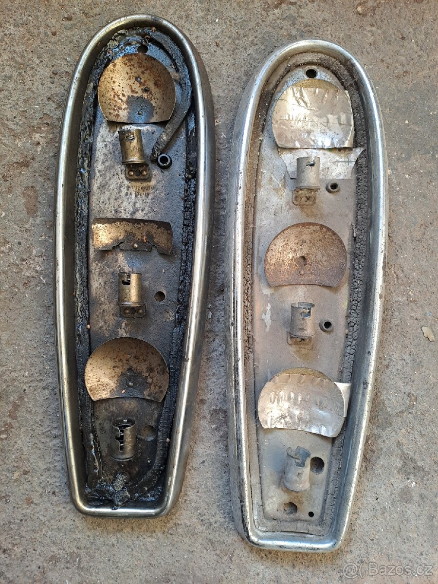 Tatra 603 zadní světla
