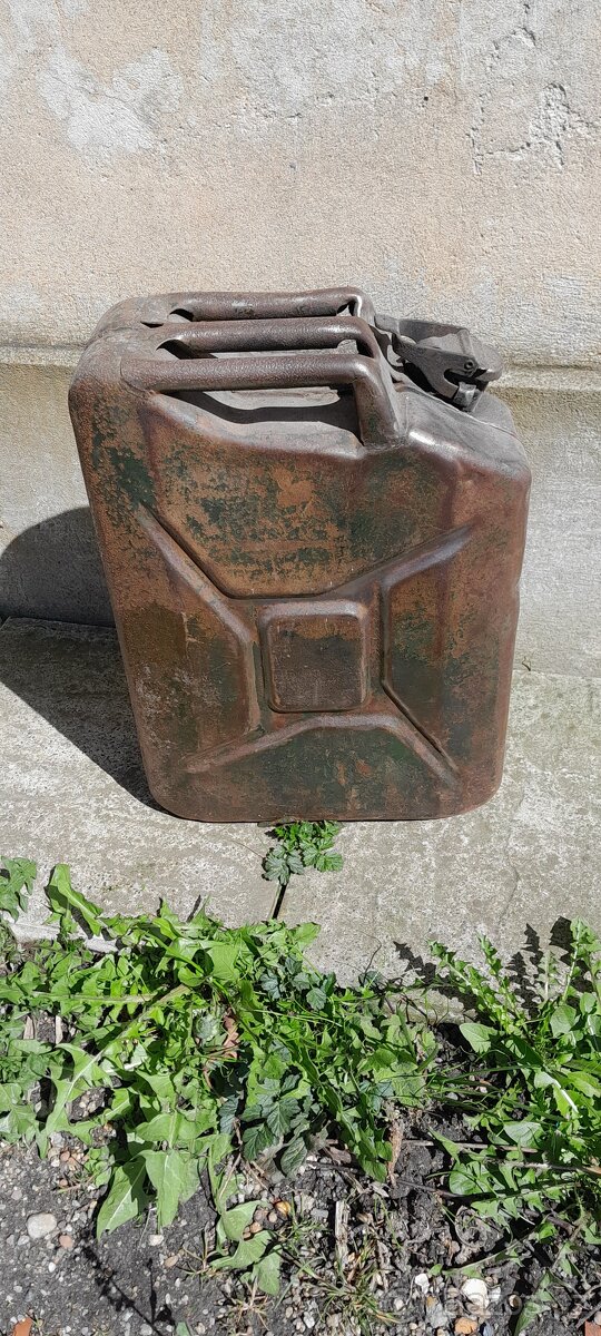 Kanystr WD 1945
