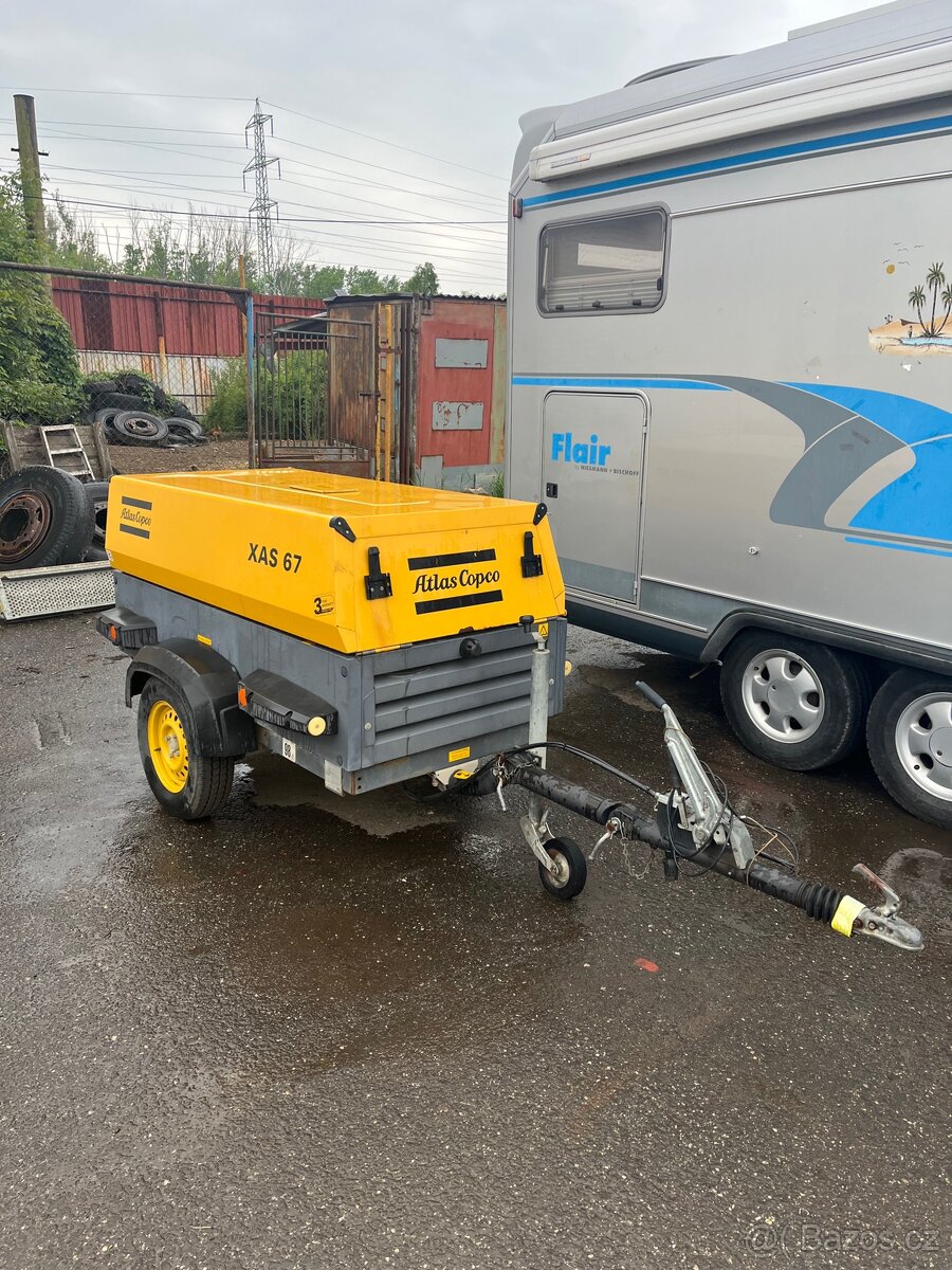 Kompresor ATLAS COPCO XAS 67 pouze 700 motohodin