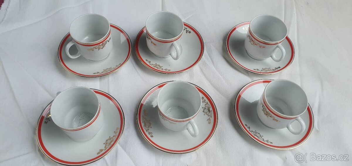 Porcelánové šálky