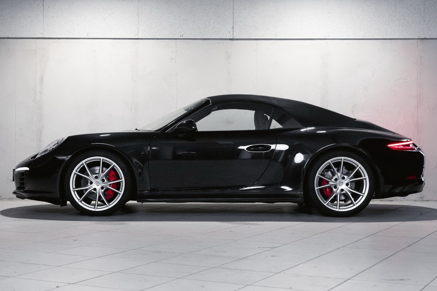 originál alu PORSCHE 911 991.2 8,5 a 11x20" 5x130 s pneu