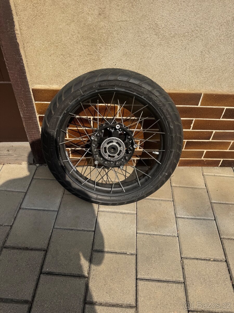 Bmw r1200gs adventure, 2014-2023 přední kolo