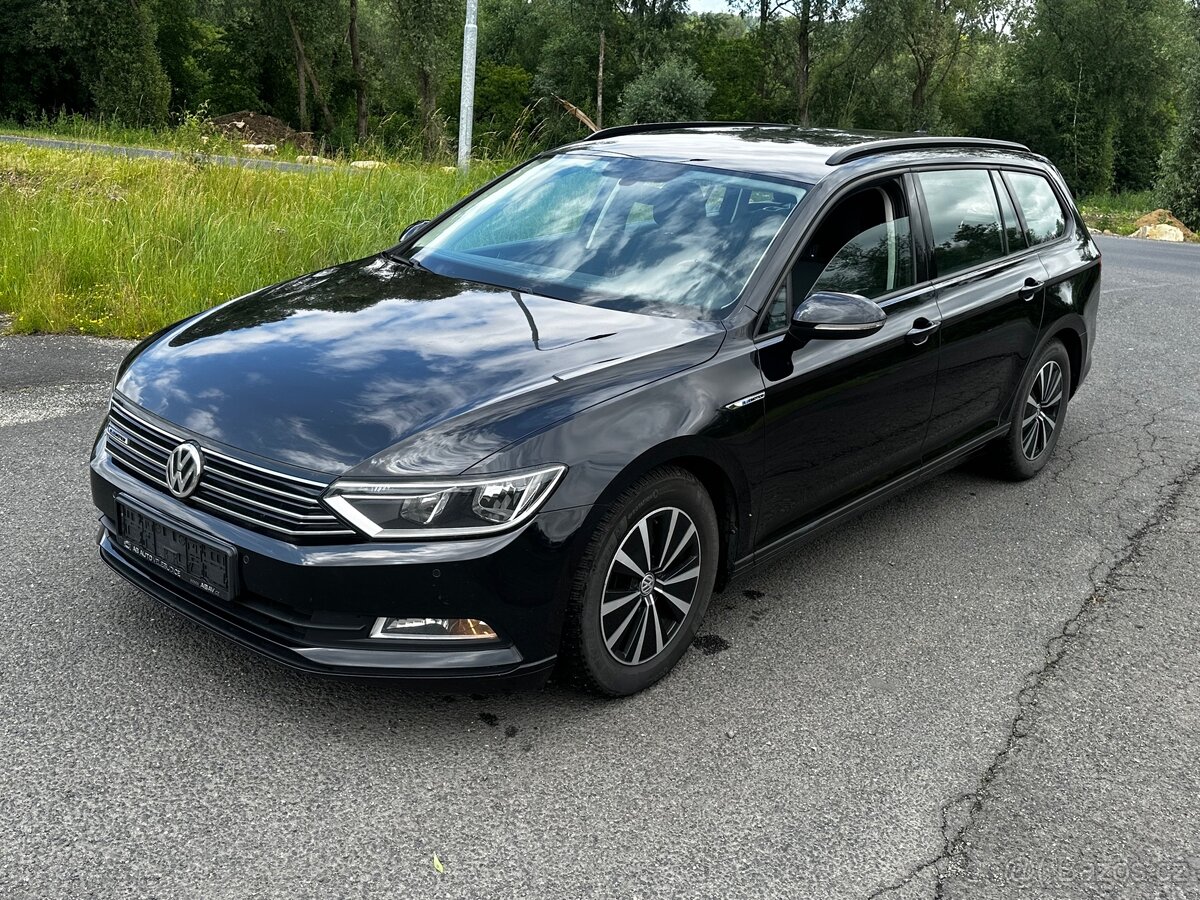 VW Passat B8 1.6TDi, r.2017, serviska, rozvody