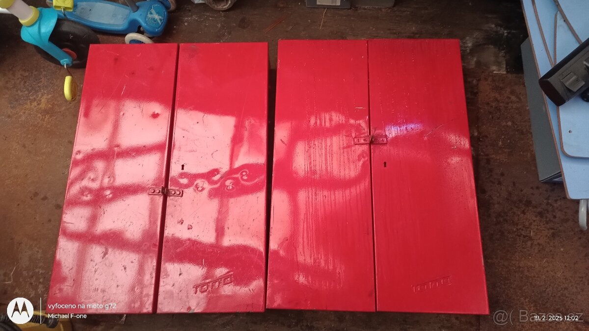 Skříně Tona box