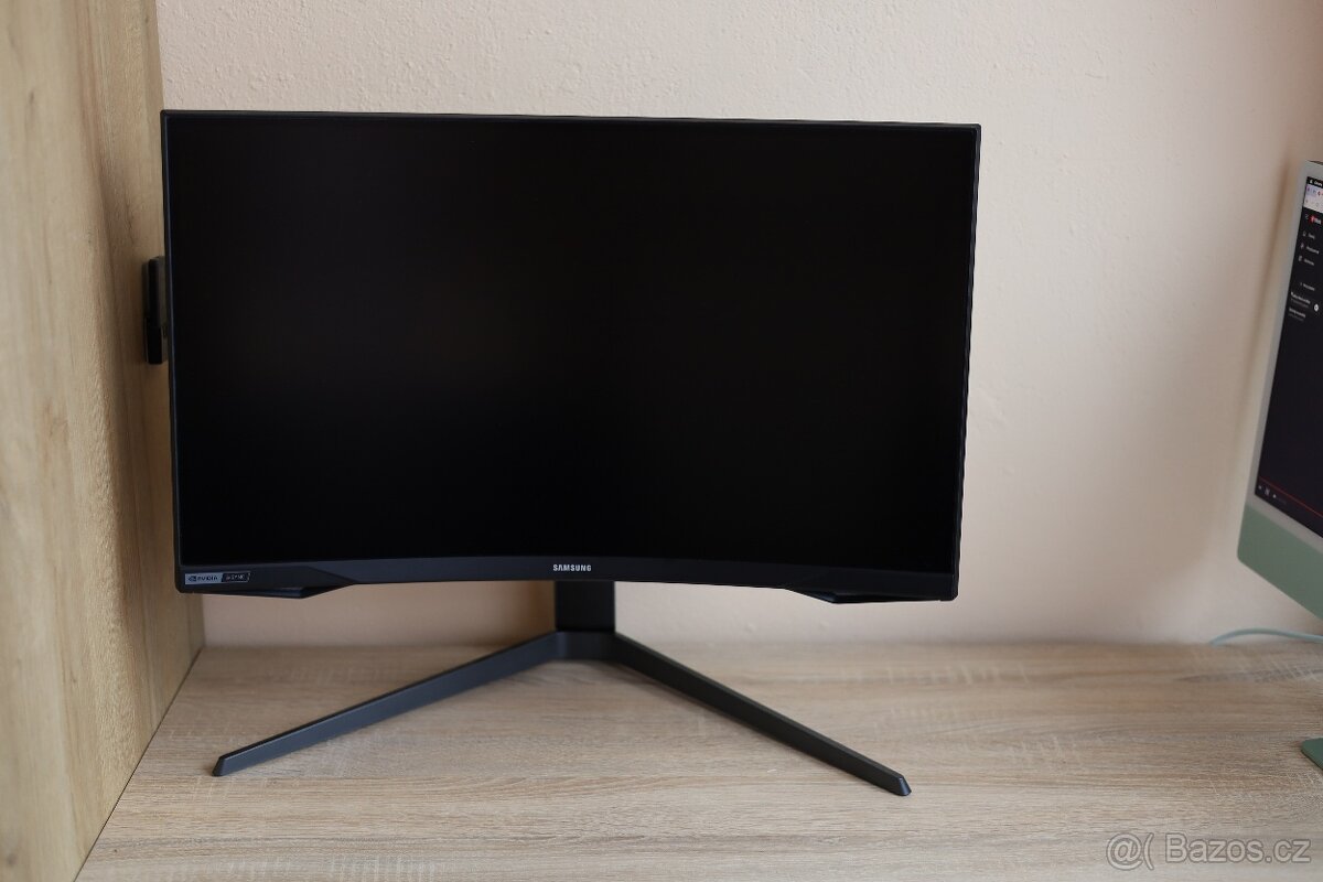 Samsung Odyssey C27G75TQS - 27"/ 2560 × 1440 / VA / 240Hz /