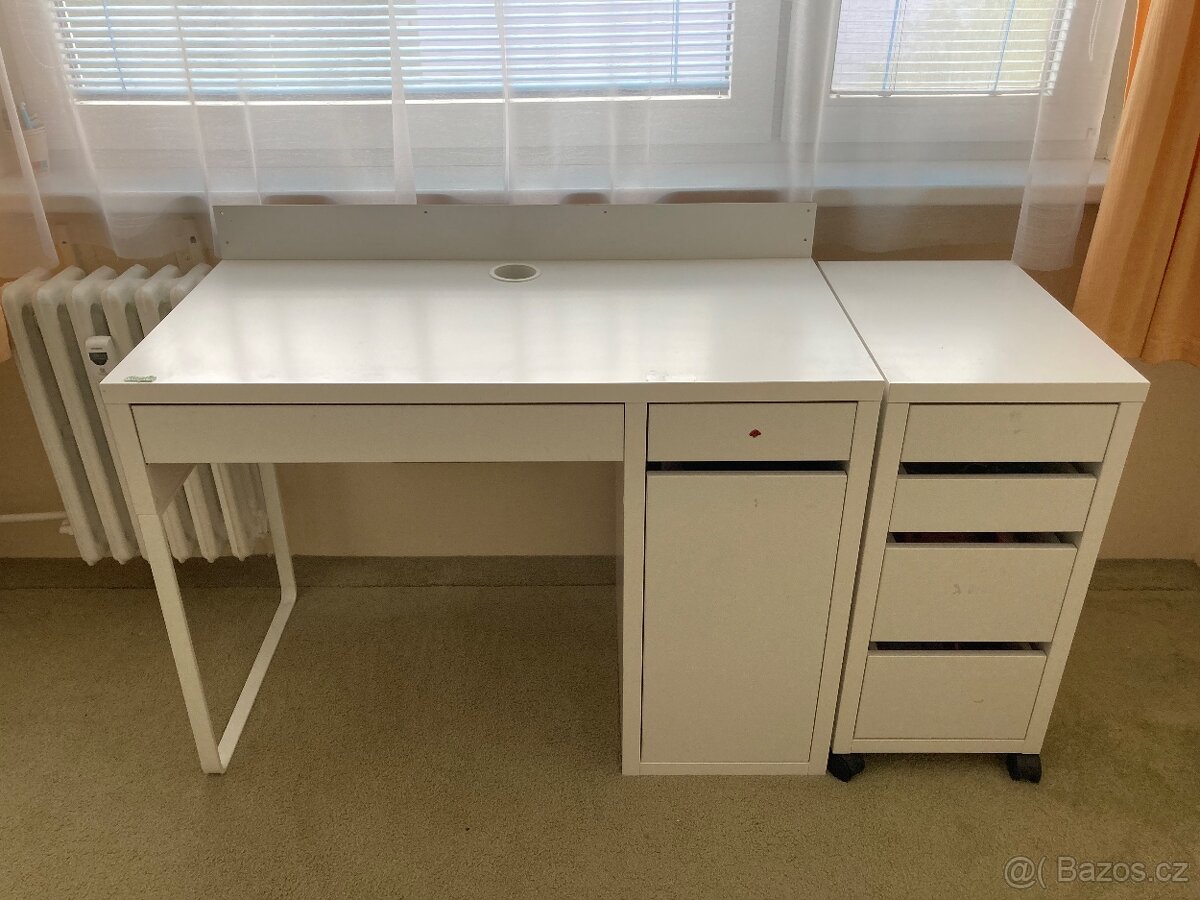 Dětský psací stůl Ikea