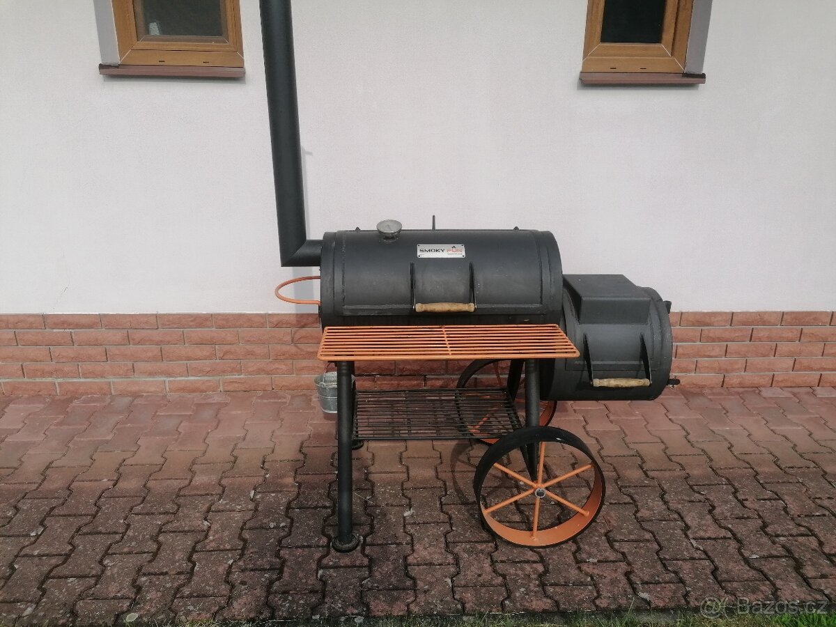 Original gril Smoky Fun Tradition 6