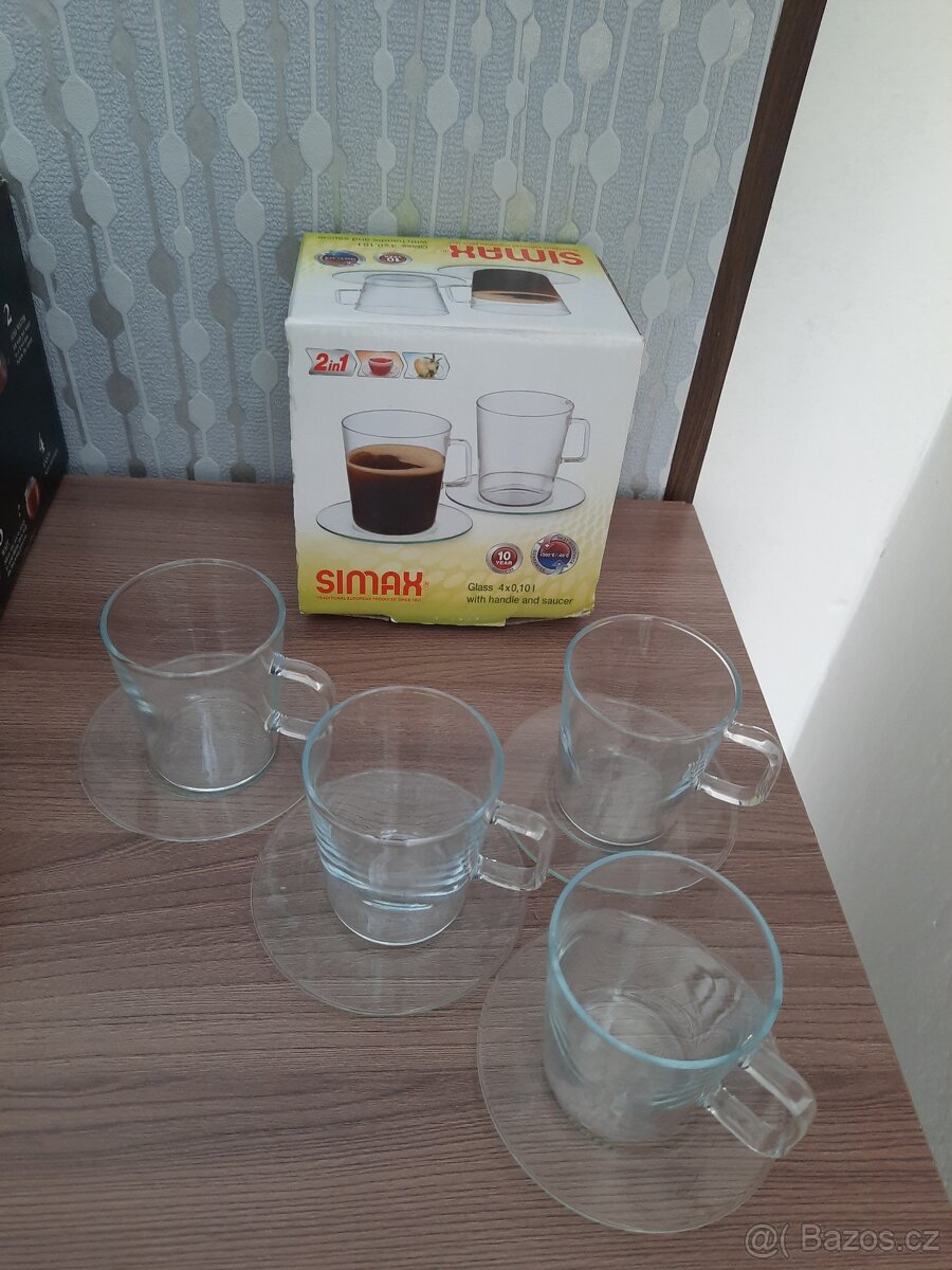 skleněný mokka servis