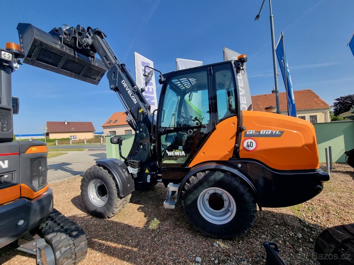 Kompaktní kolový nakladač DEVELON DL80TL-7