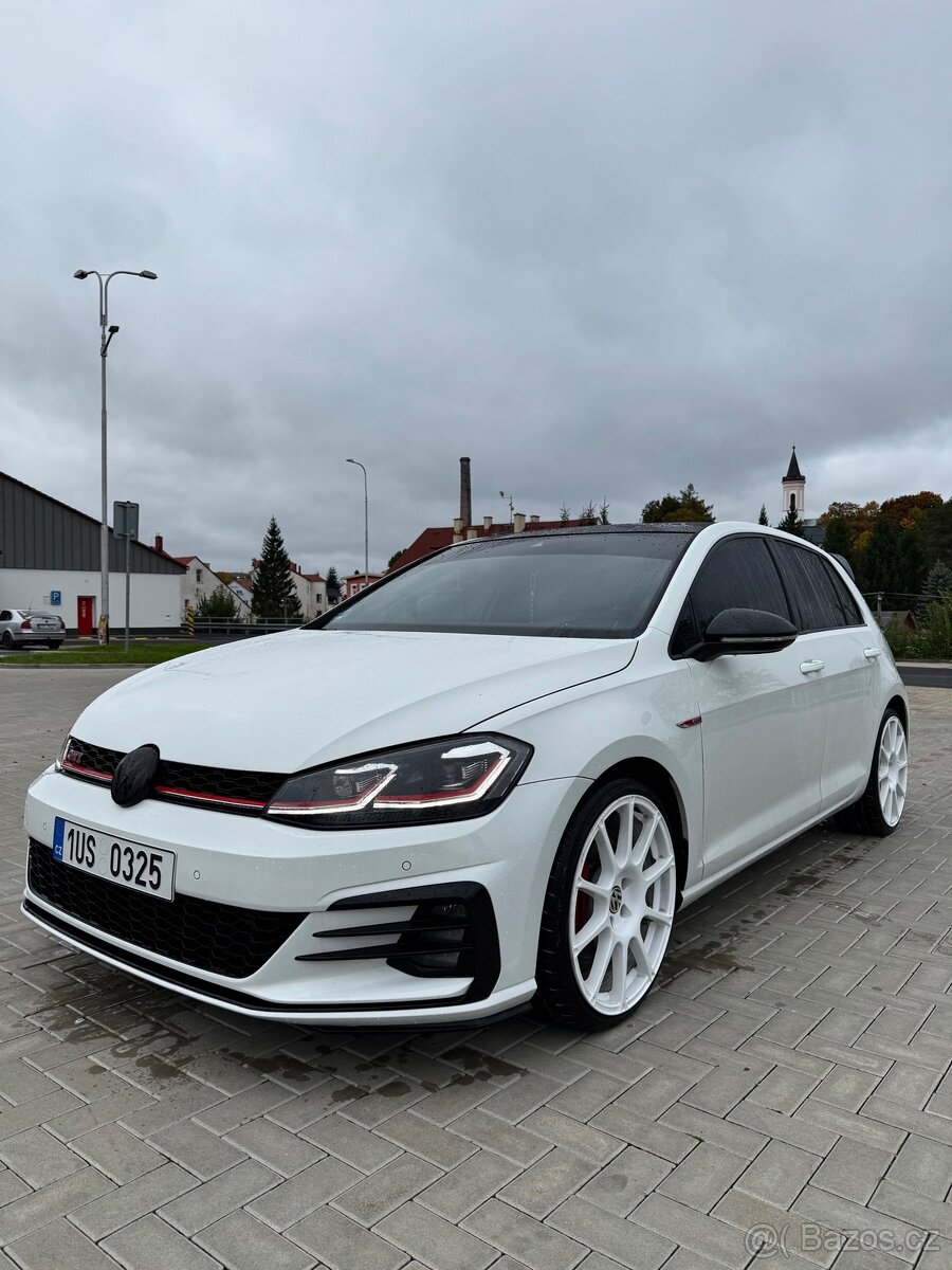 Volkswagen golf 7.5 GTI Performace