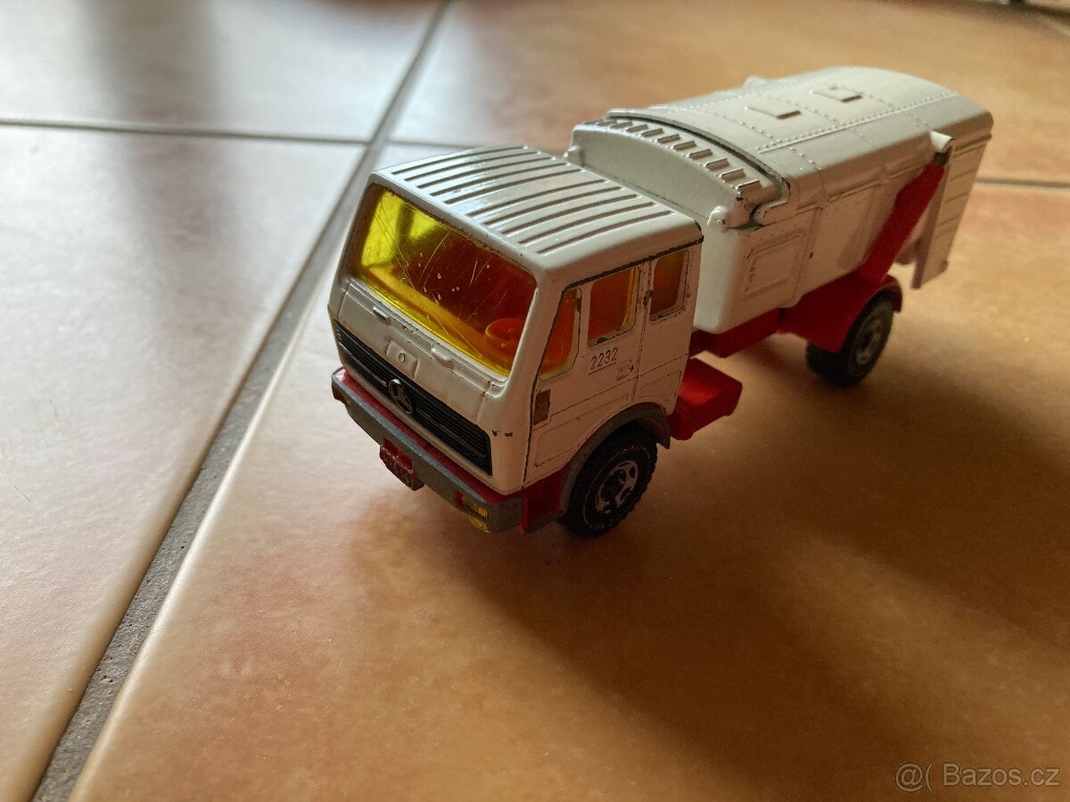 Model auta Mercedes Benz