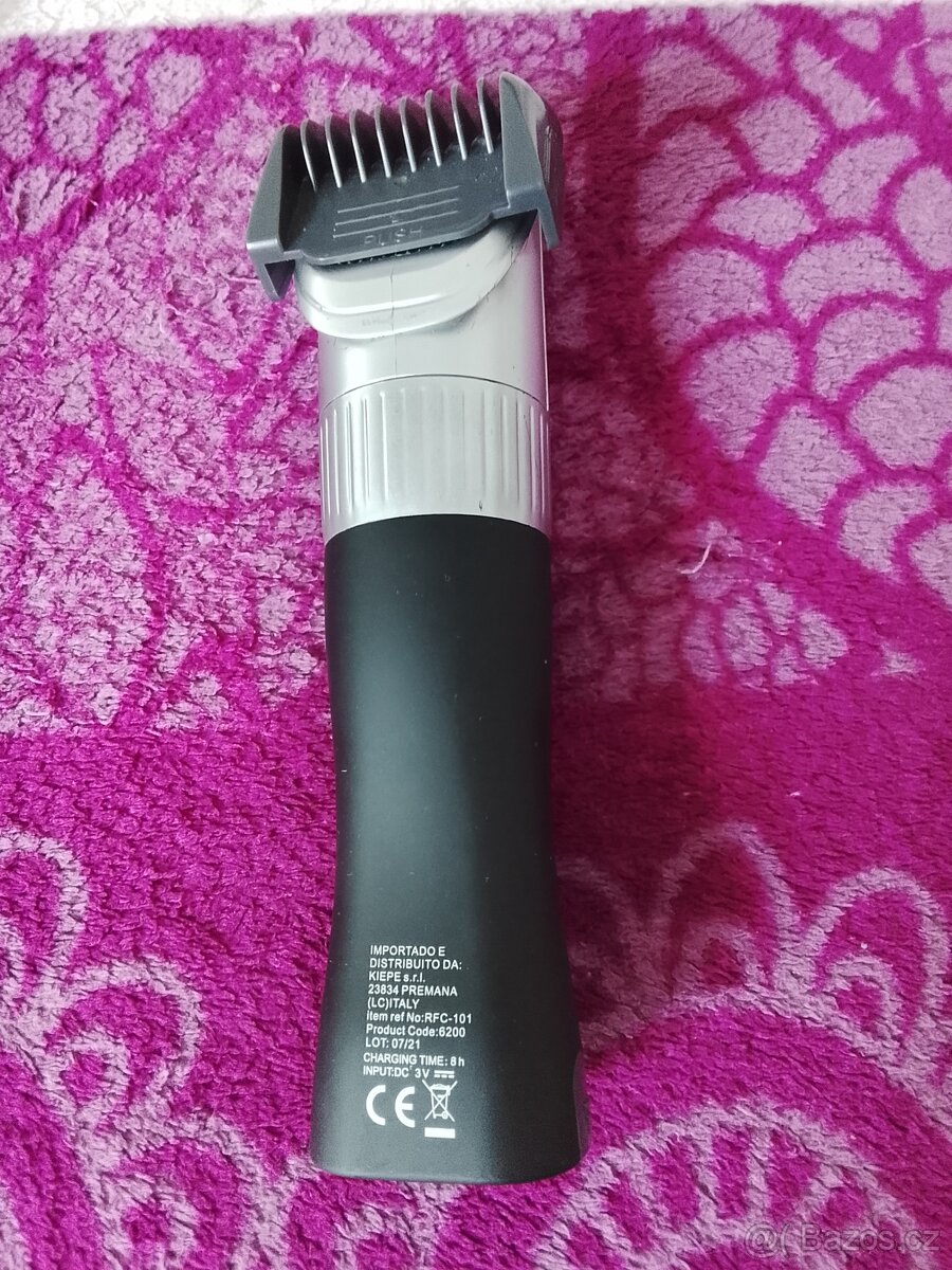 Profi holicí strojek