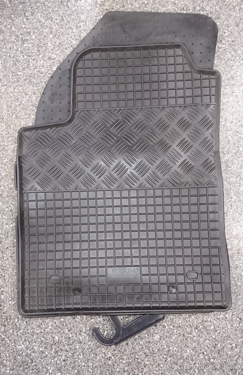 Koberečky Fiat Bravo 07