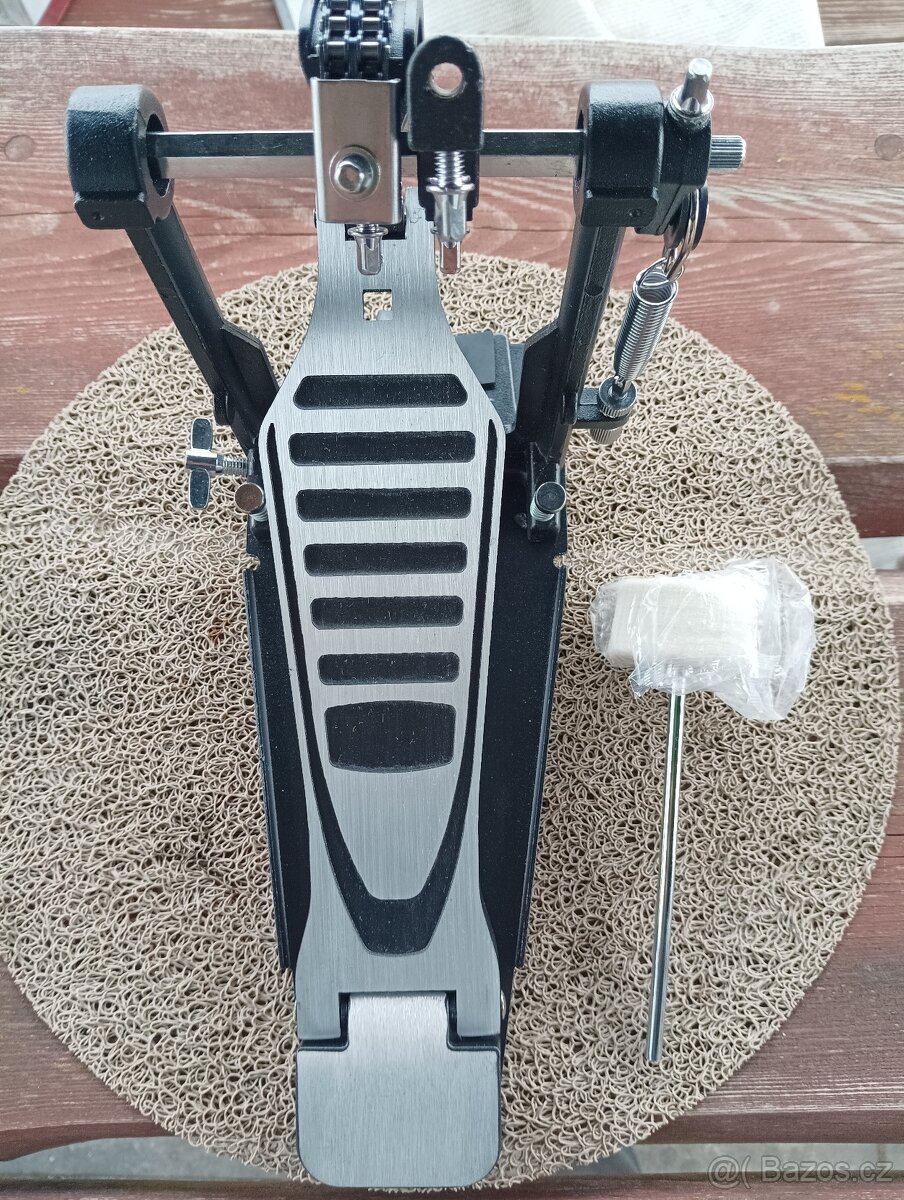 Basový pedál Dimavery DFM - 500