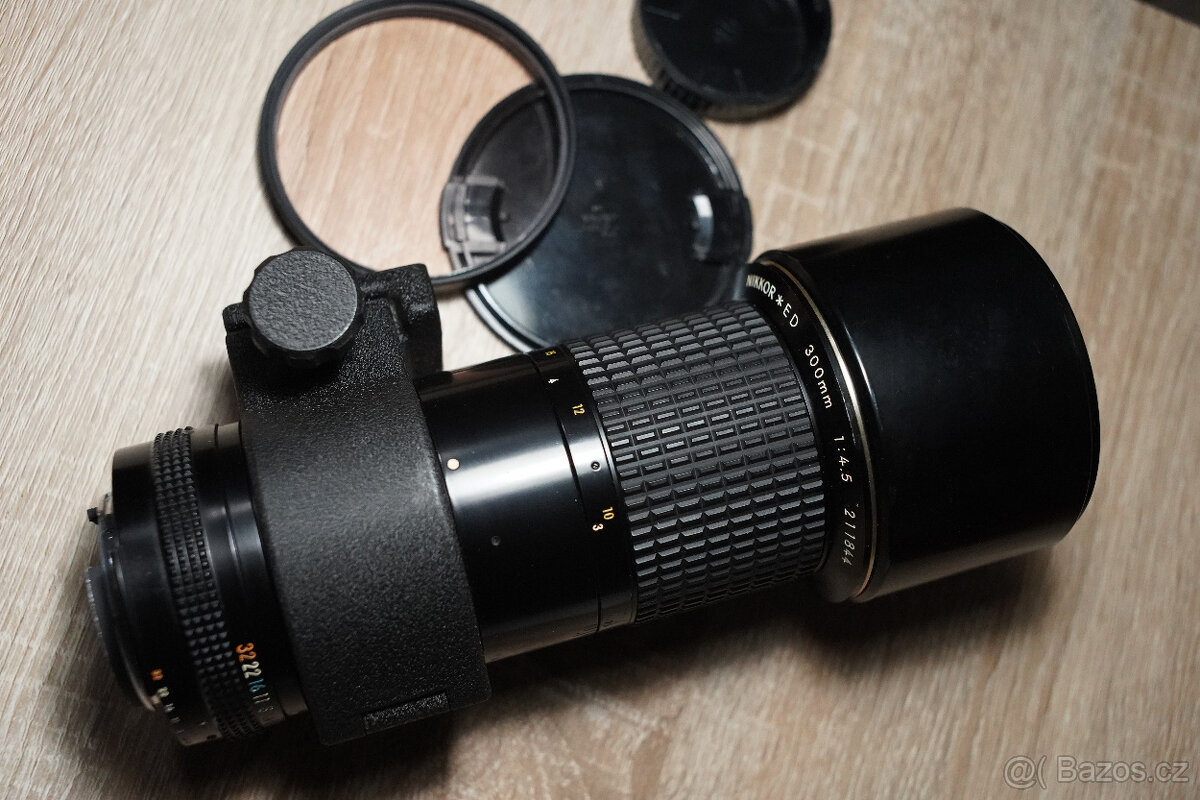 Objektiv Nikkor ED 300mm f/4.5 AiS