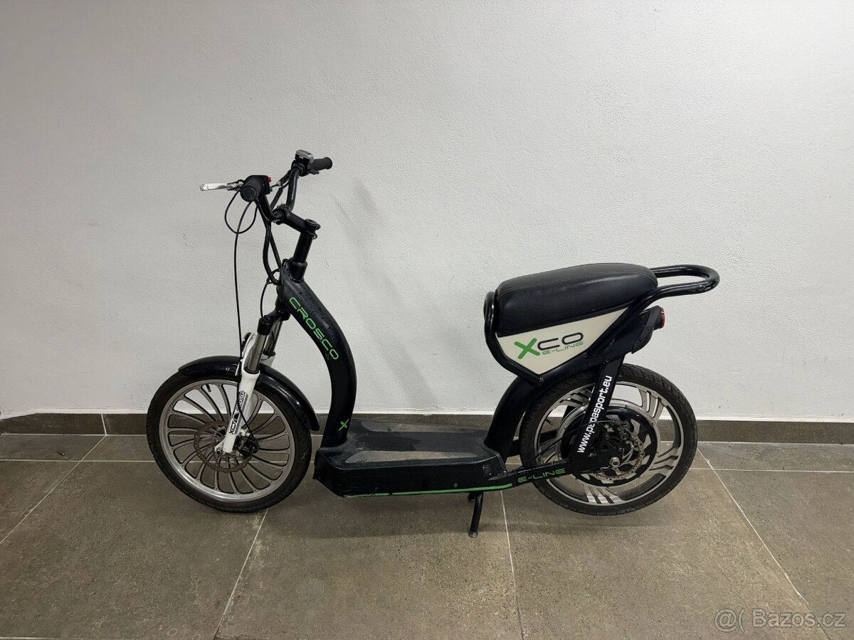 Elektro koloběžka crosco e-line