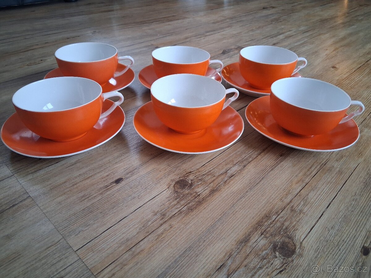 Šálky s podšálky