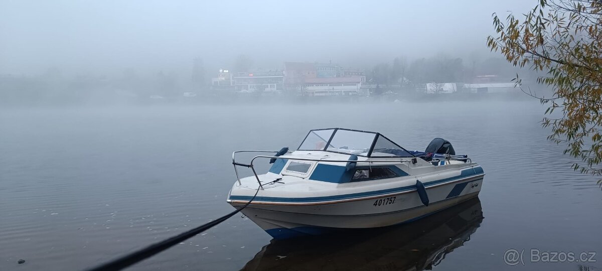 Prodám kajutovou loď Cereixo 470 Swift Craft Sabinal