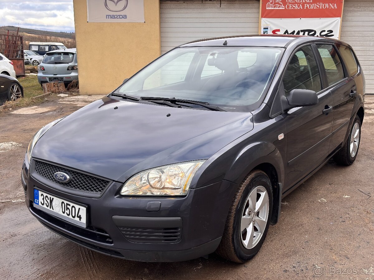 Ford Focus, 1.6 74KW 2005,192TKM,AUTOMAT,TAŽNÉ,PDC,SERVIS