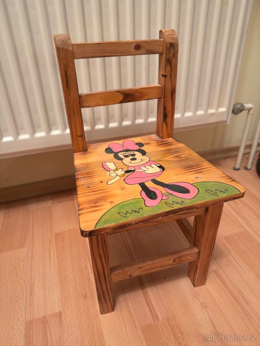 Dětská židlička Minnie