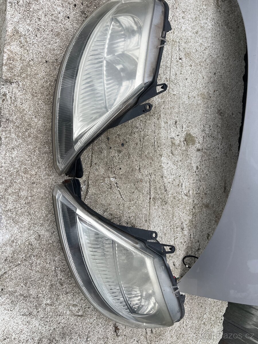 Predni svetla citroen c3