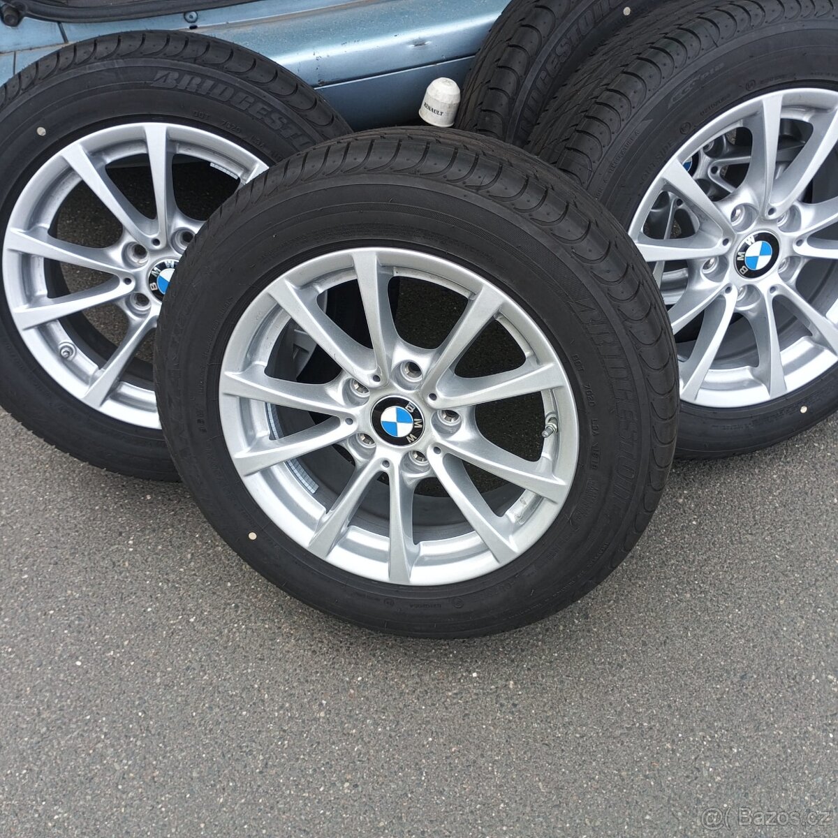 16 alu org. BMW + 205 60 16 Bridgetone, pneu letní