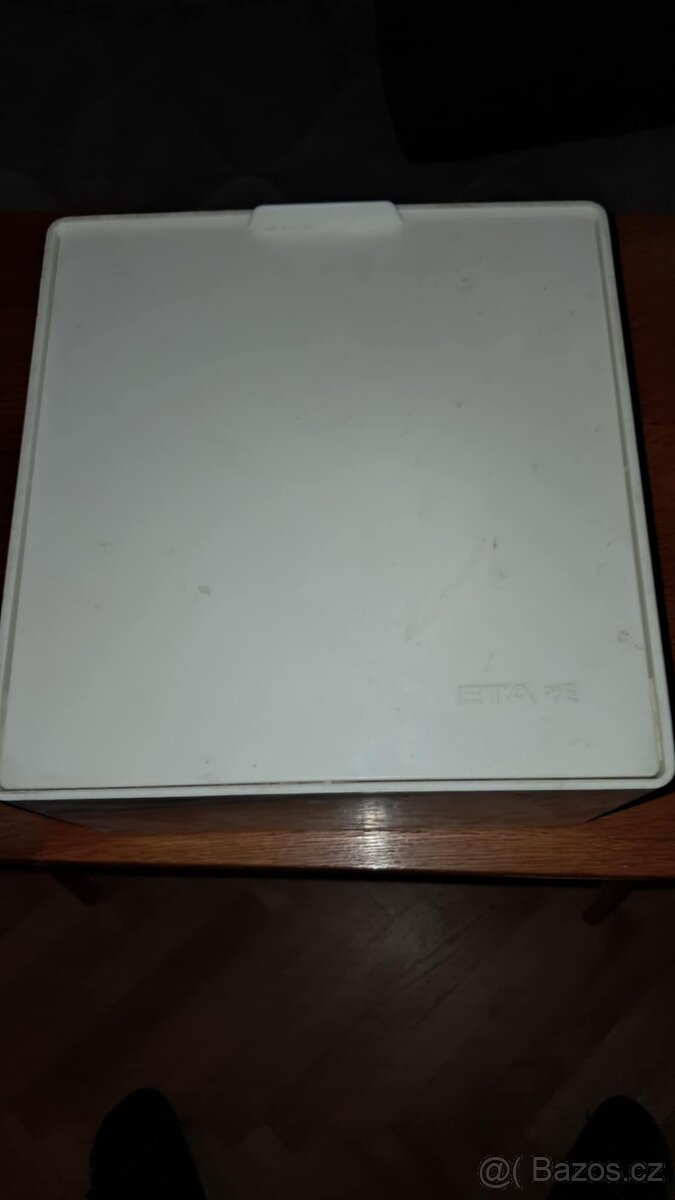 Starší vybavení domácnosti – cena dohodou