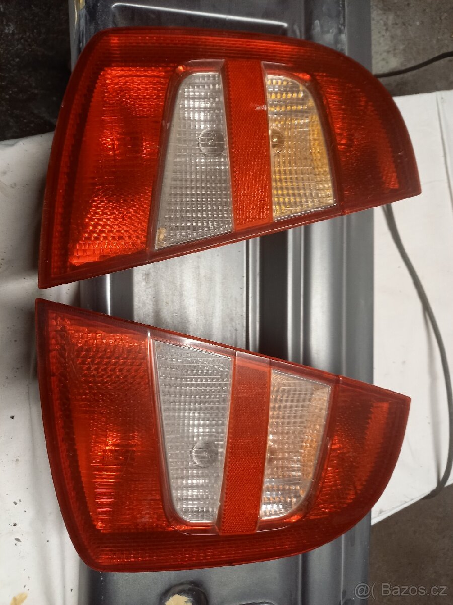 Zadní světla škoda Fabia 1