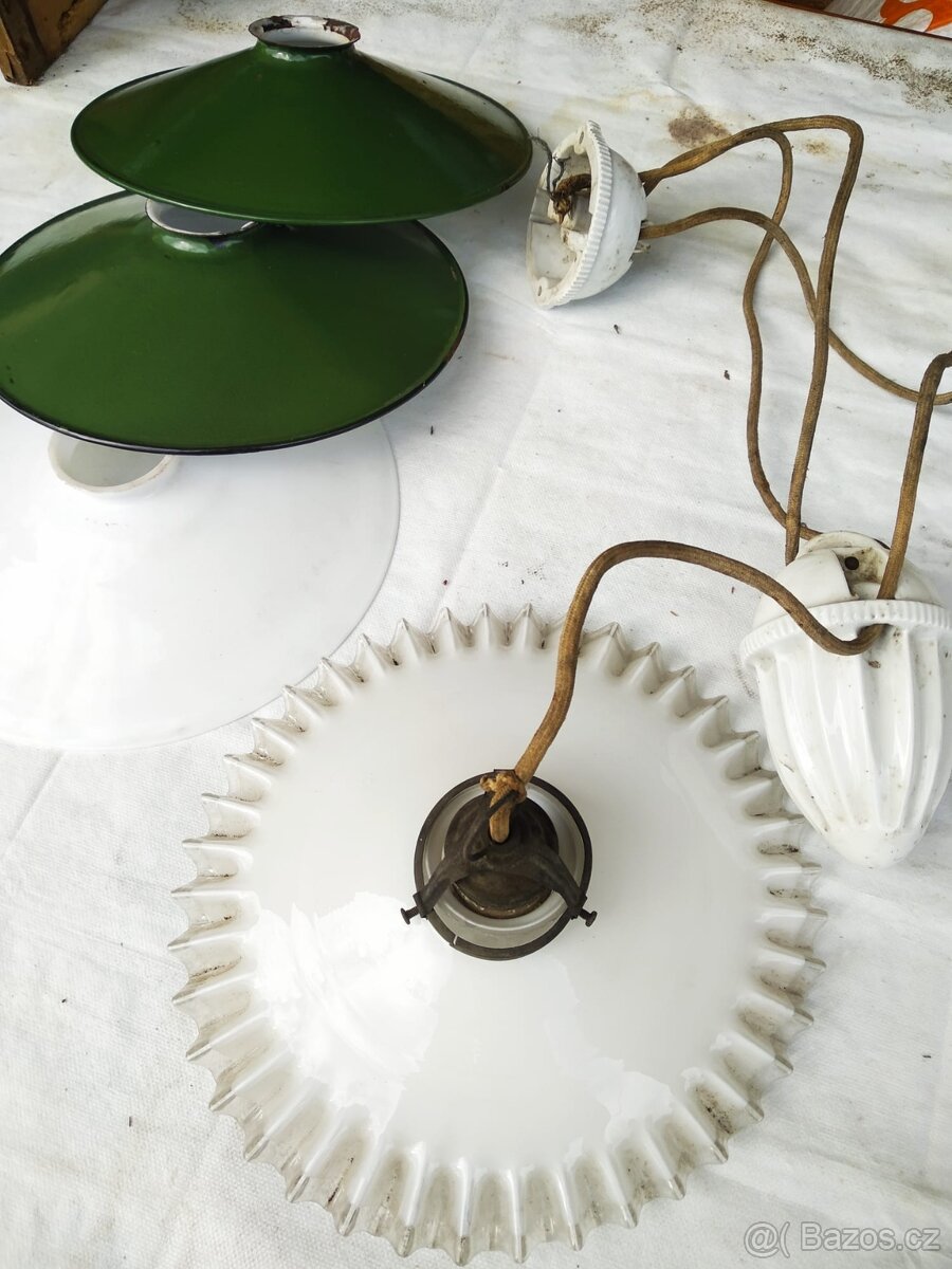 Stahovací lampa