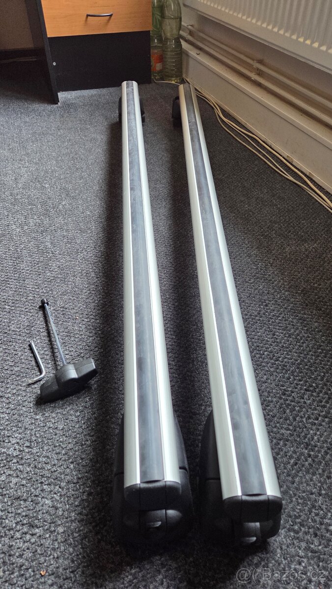 Mercedes-Benz V447 originální příčníky, příčné nosiče