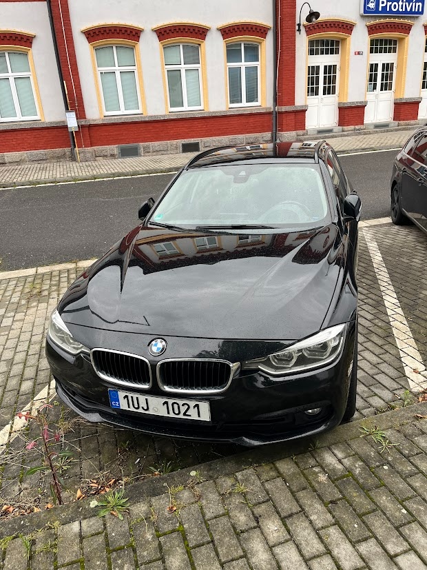 BMW 318d Touring 110 kW – EURO 6, Černá, Automat