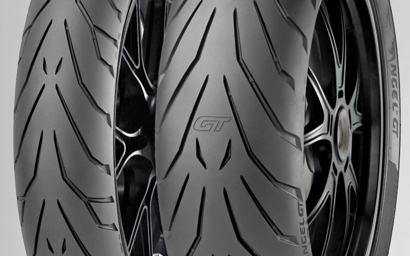 Pirelli Angel GT 120/70 + 180/55 R17