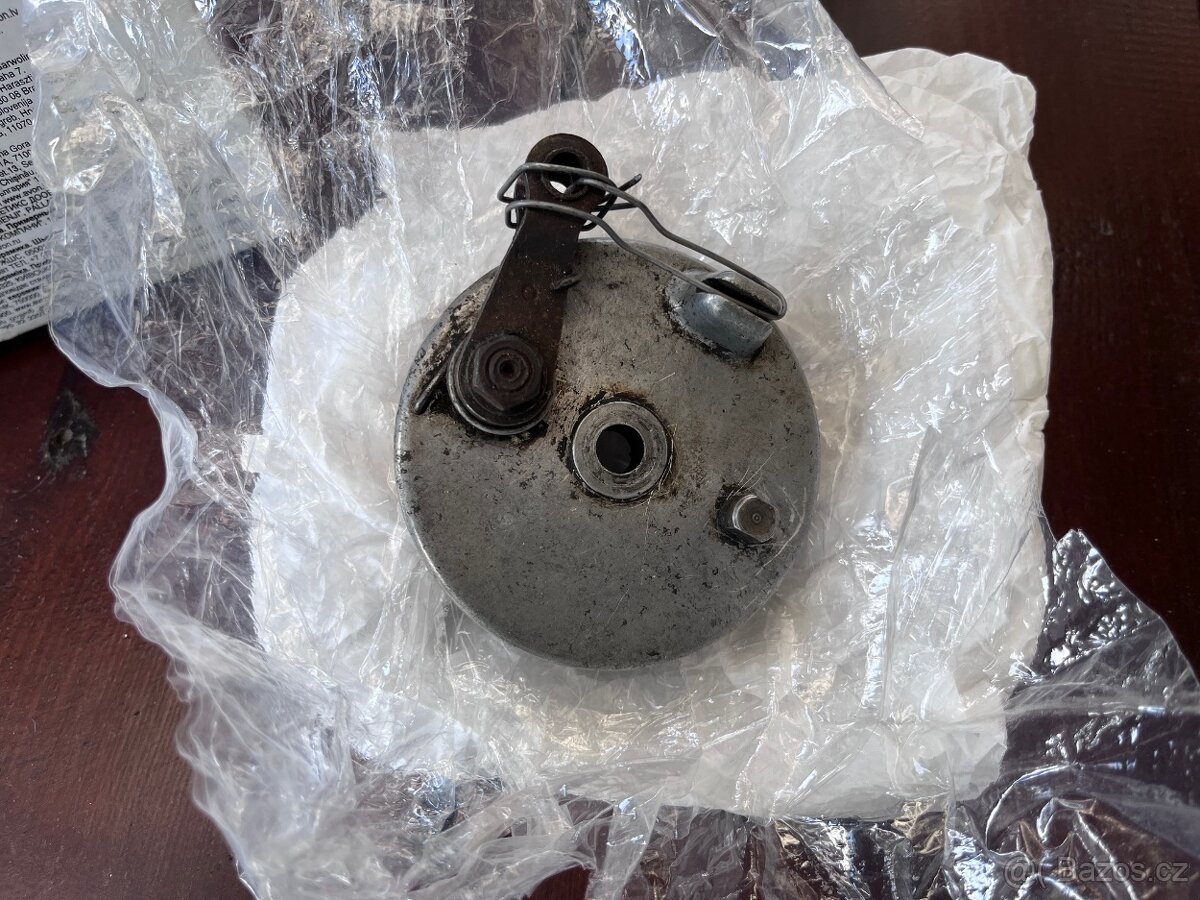 Stadion S11,S22, Jawetta - brzdový štít a pakny