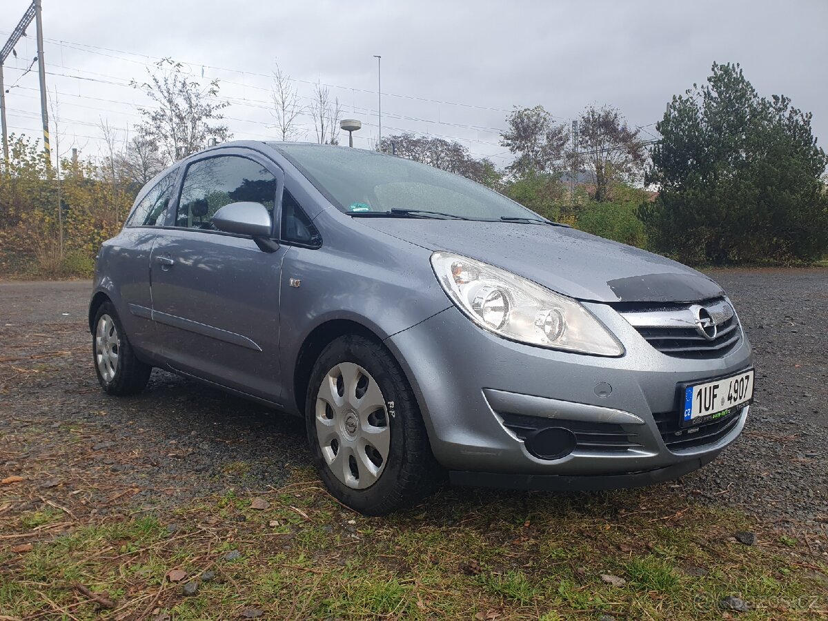 Opel Corsa 1,2i 59kW Automat r.v.2006