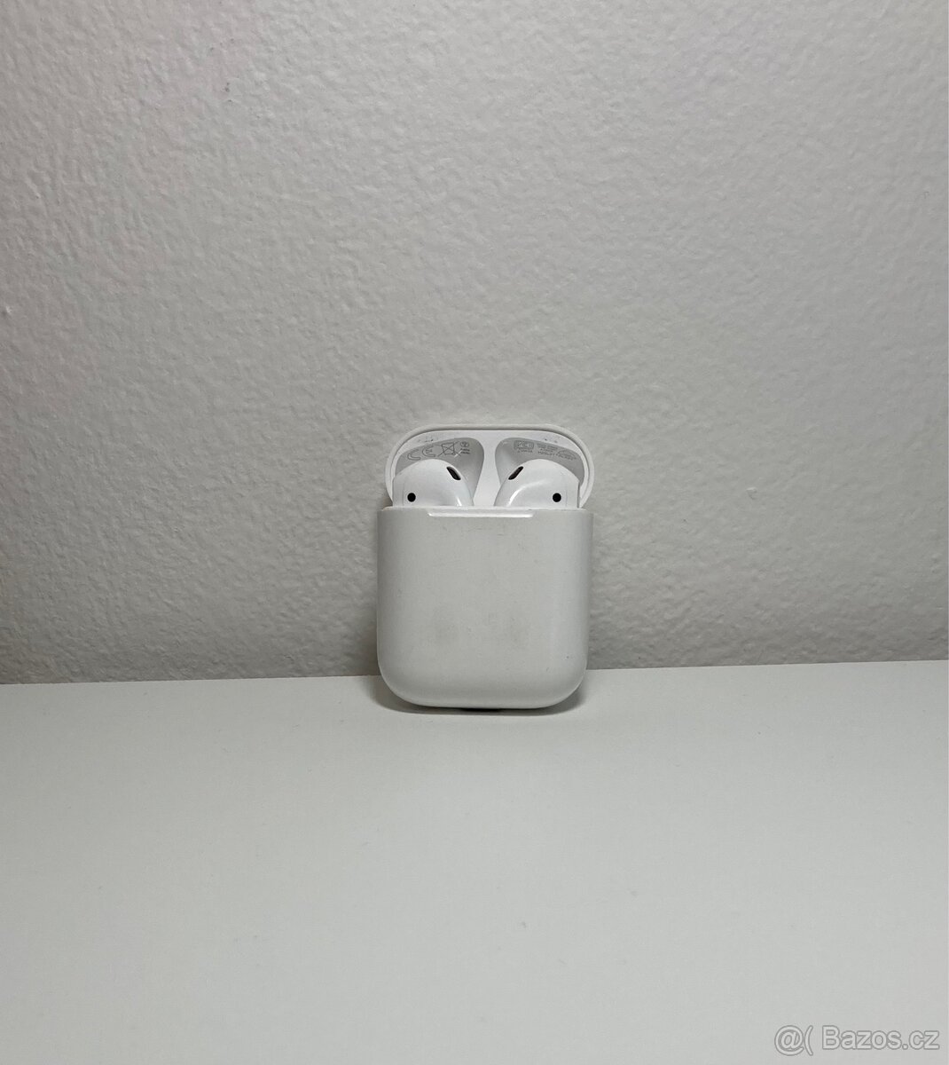 AirPods 2. Generace