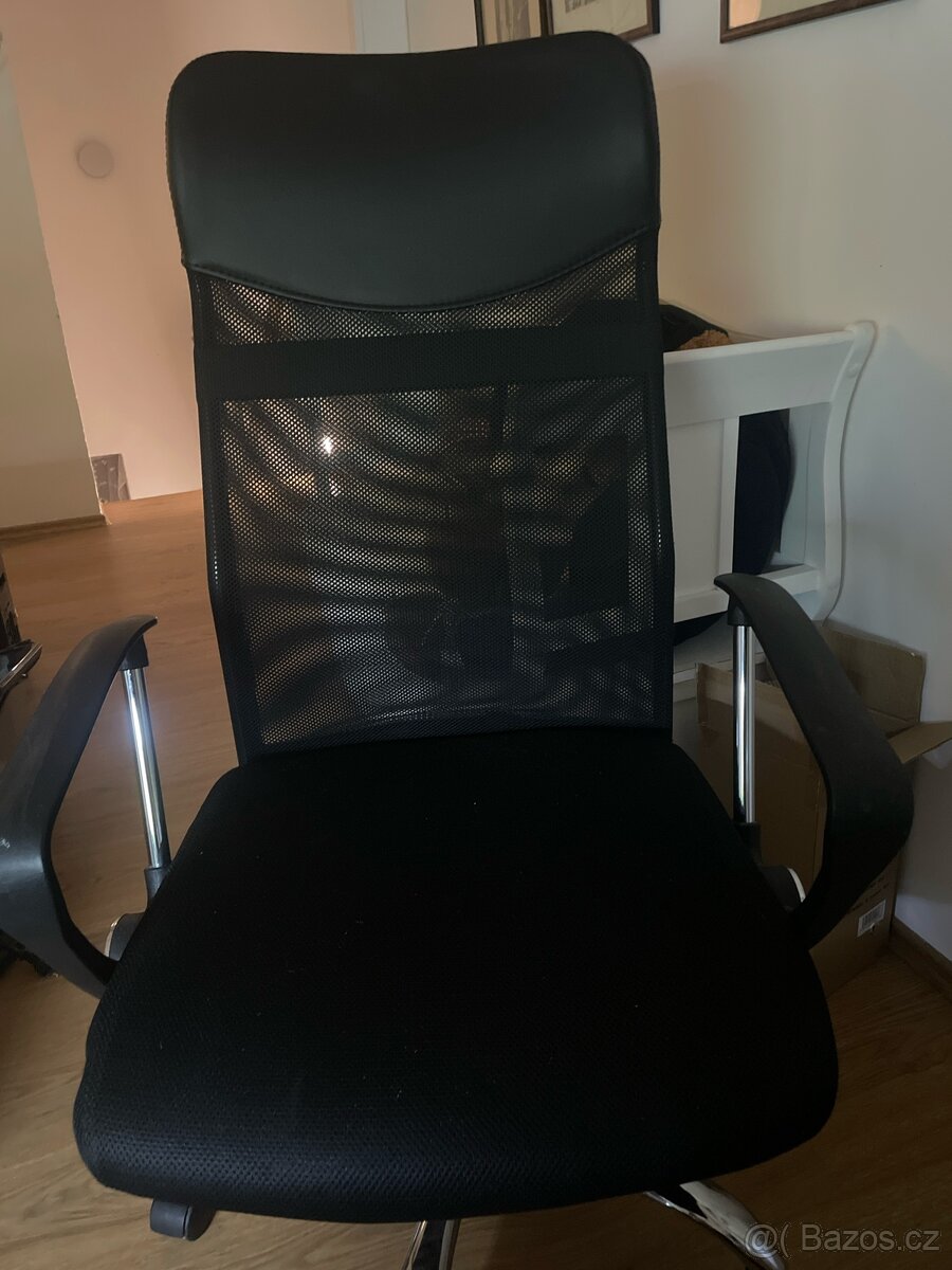 kancelařská židle