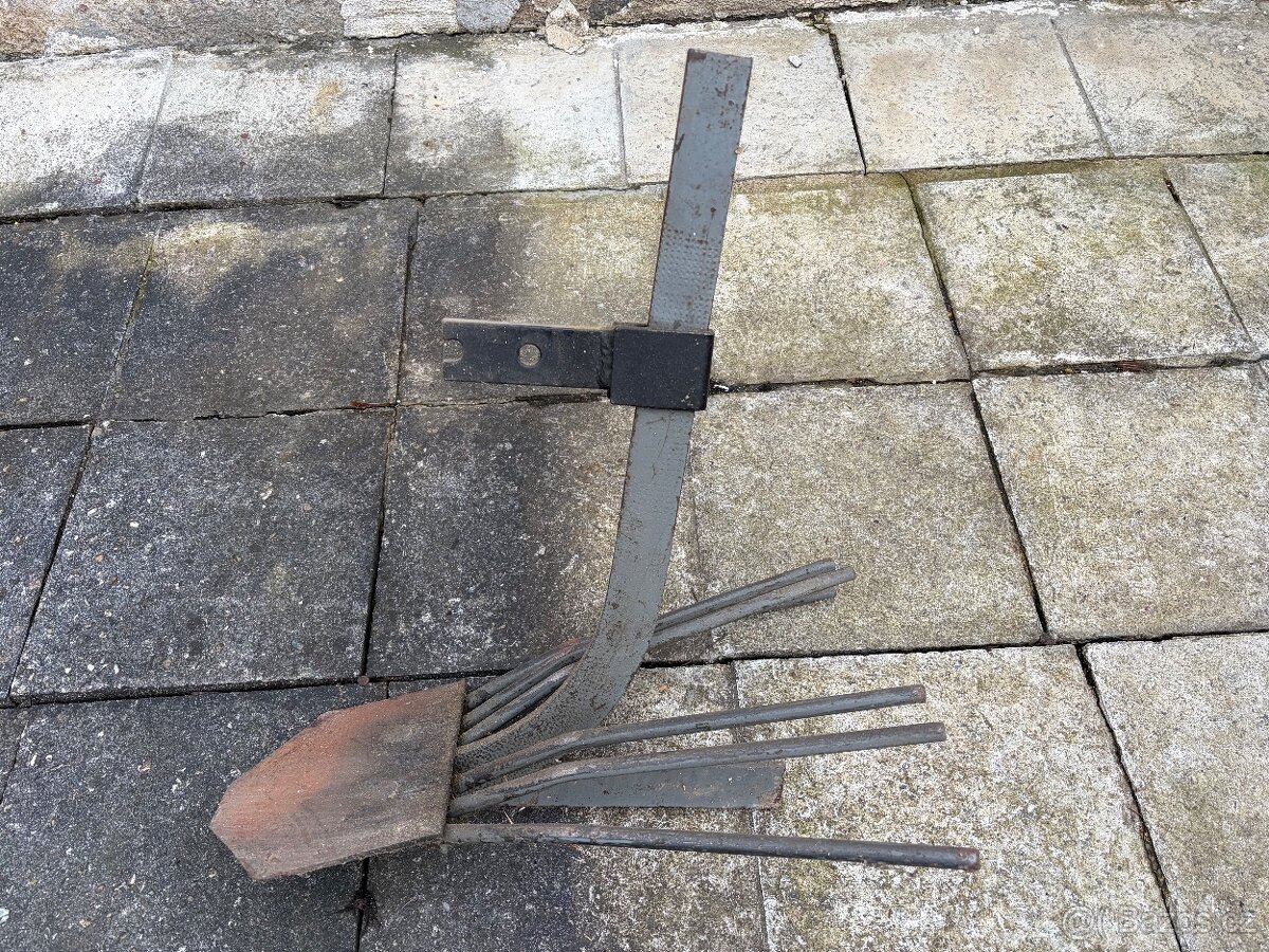 Vyorávač brambor Vari / Tera – masivní provedení