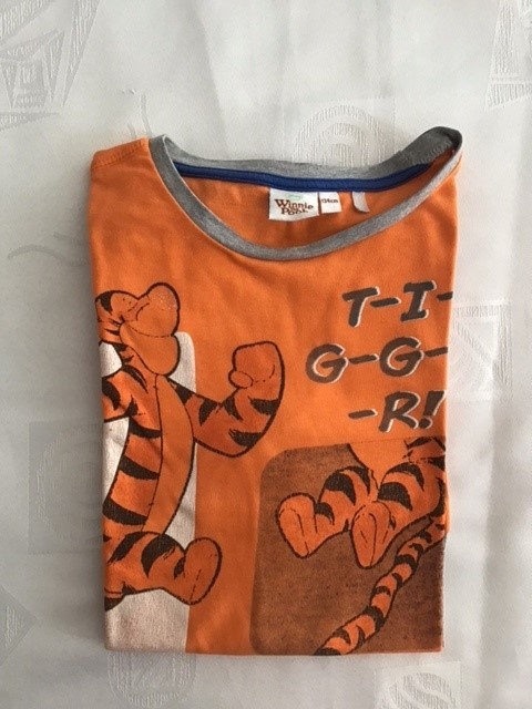 Tričko s dl. rukávem - oranžové s tygrem, vel. 134 = 50 Kč