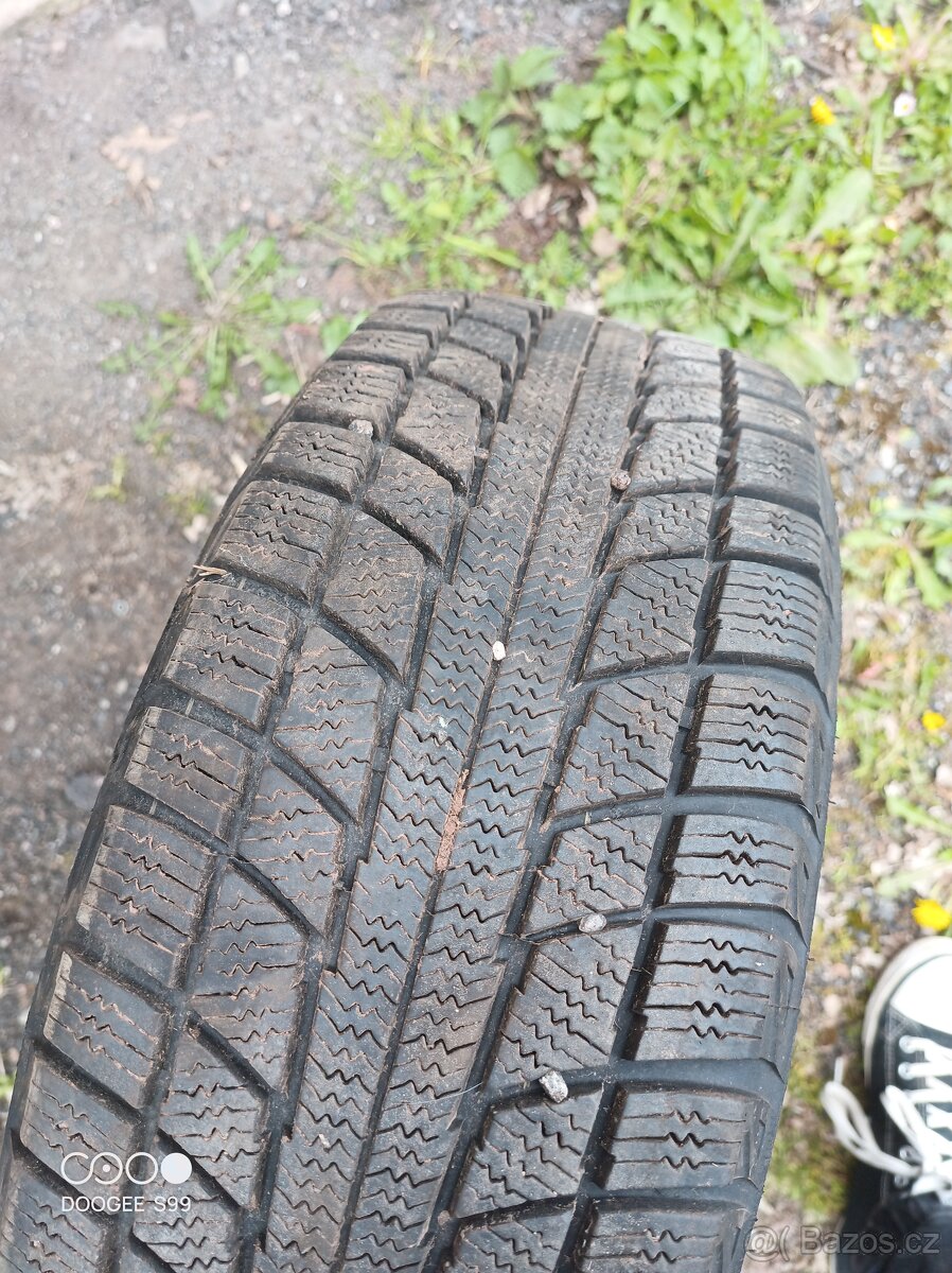 Zimní pneumatiky 195/55